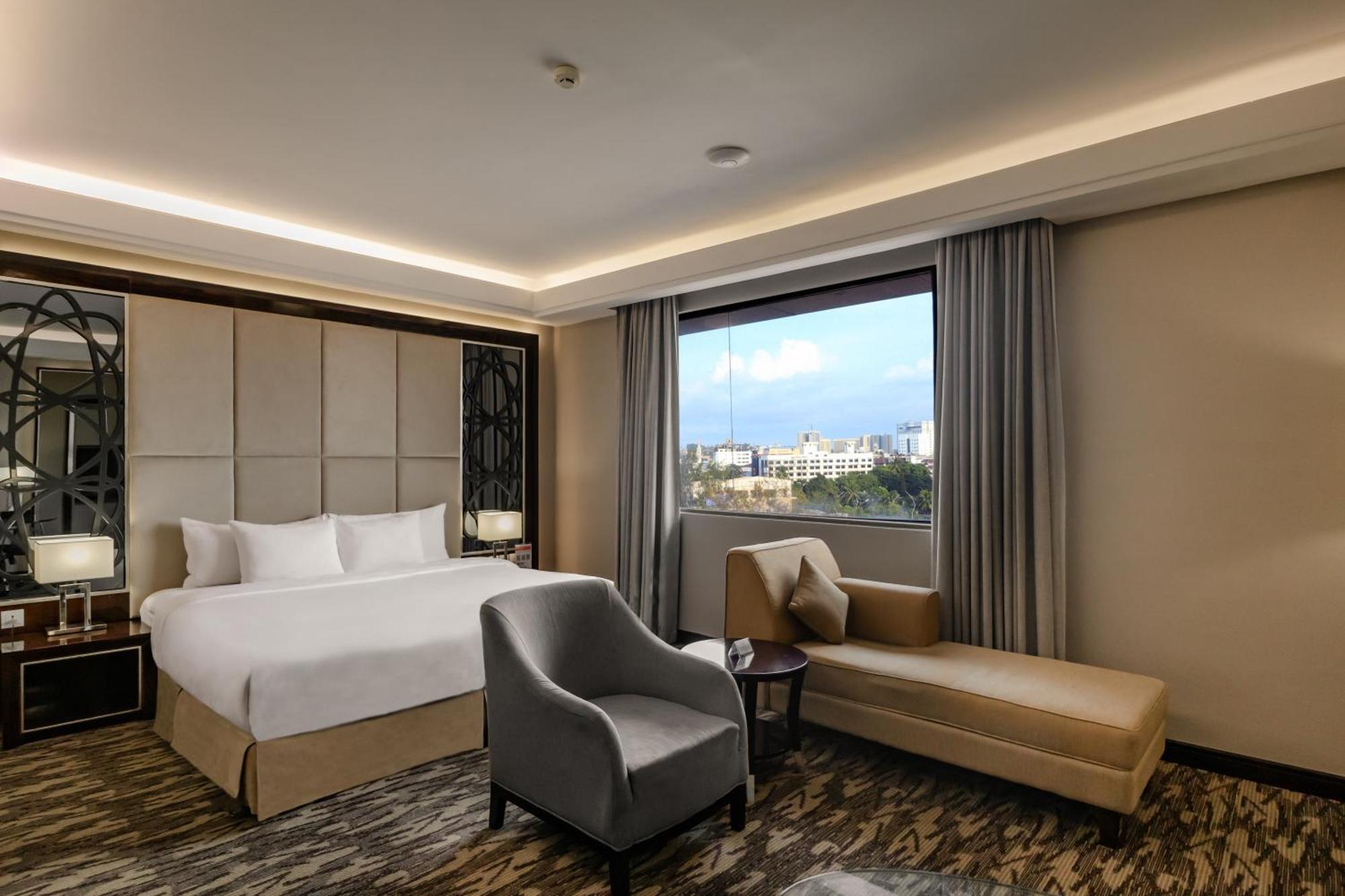 Swiss-Belhotel Harbour Bay Нагоя Экстерьер фото