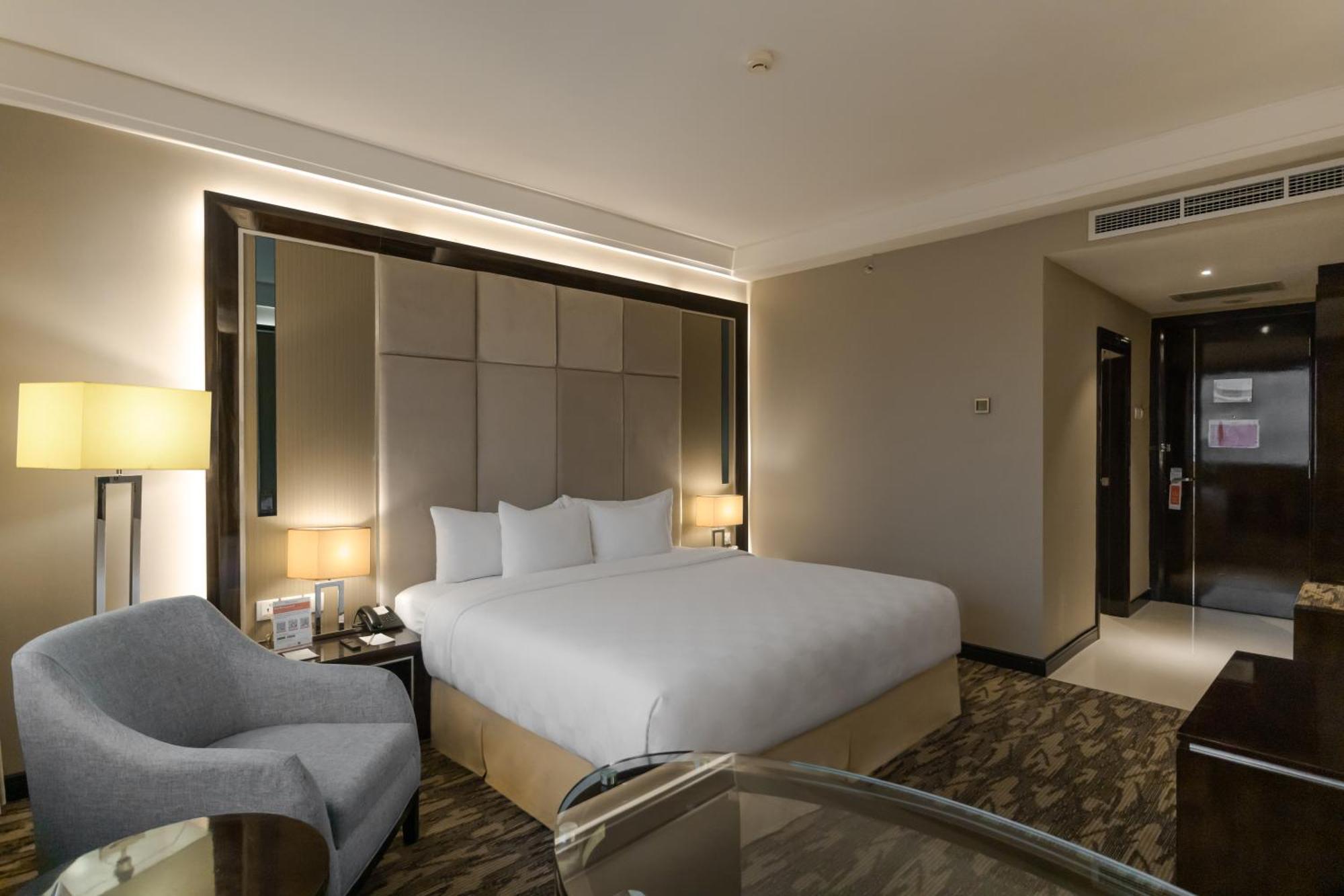 Swiss-Belhotel Harbour Bay Нагоя Экстерьер фото