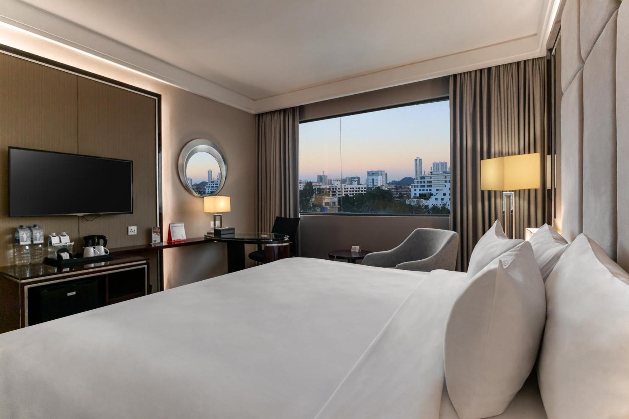 Swiss-Belhotel Harbour Bay Нагоя Экстерьер фото