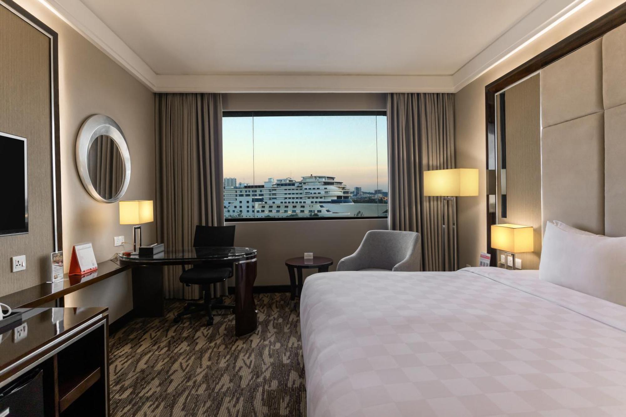 Swiss-Belhotel Harbour Bay Нагоя Экстерьер фото